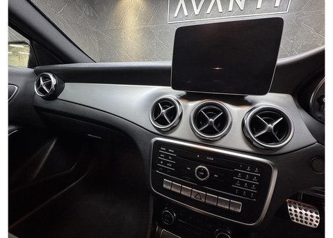 Mercedes-Benz GLA 1.6 GLA200 AMG Line Edition SUV 5dr Petrol 7G-DCT Euro 6 (s/s) (156 ps) 60
