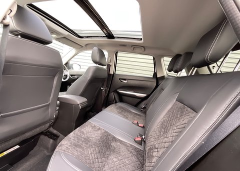 Suzuki Vitara SZ5 BOOSTERJET ALLGRIP MHEV 15