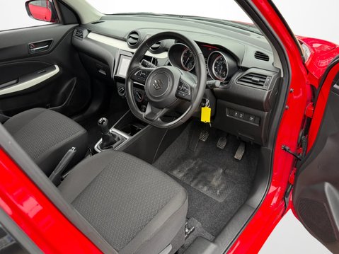 Suzuki Swift 1.2 Dualjet 83 12V Hybrid SZ-L 5dr 21