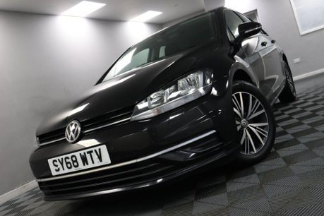 Volkswagen Golf SE NAVIGATION TDI 32