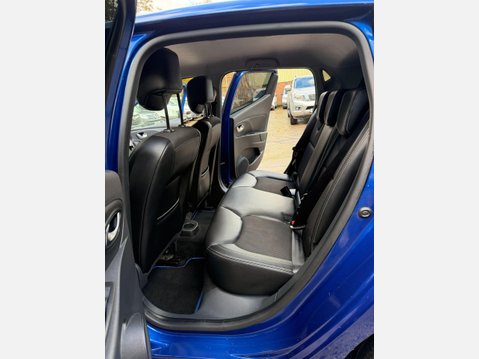 Renault Clio 0.9 TCe Dynamique S Nav Hatchback 5dr Petrol Manual Euro 6 (s/s) (90 ps) 38