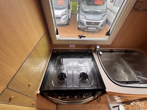 Autosleeper Nuevo 16