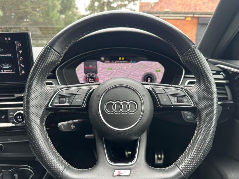 Audi A4 2.0 TDI 35 Black Edition S Tronic Euro 6 (s/s) 5dr 22