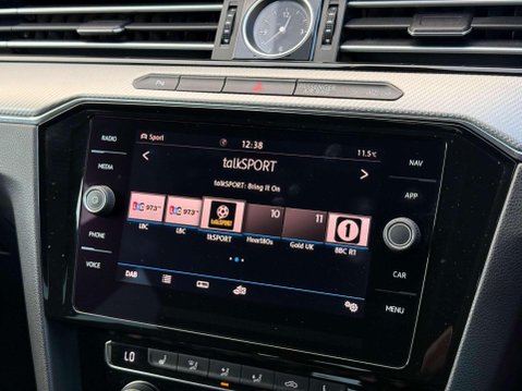 Volkswagen Arteon 2.0 BiTDI R-Line Fastback DSG 4Motion Euro 6 (s/s) 5dr 37