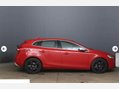 Volvo V40 2.0 T2 R-Design Euro 6 (s/s) 5dr 8