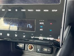 Hyundai TUCSON 1.6 Tucson Premium TGDi HEV Auto 5dr 52