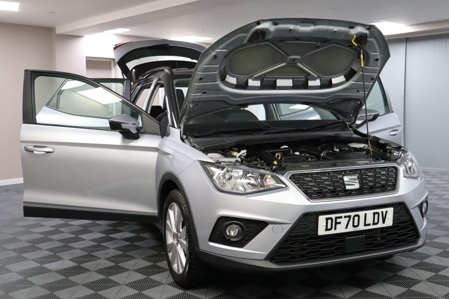 2021 SEAT Arona — image 12