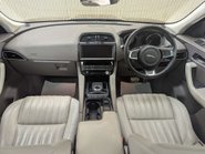 Jaguar F-Pace 2.0 F-PACE Portfolio AWD Auto 4WD 5dr 2