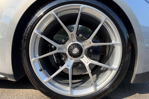 Porsche 911 GT3 TOURING PDK - £33K FACTORY EXTRAS -CERAMIC BRAKES -BUCKET SEATS -CARBON 64