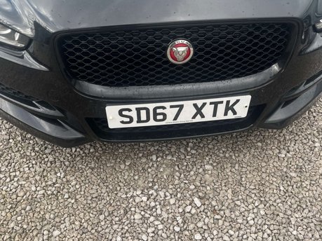 Jaguar XE 2.0 XE R-Sport i Auto 4dr