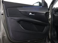 Peugeot 3008 PURETECH S/S ALLURE 44