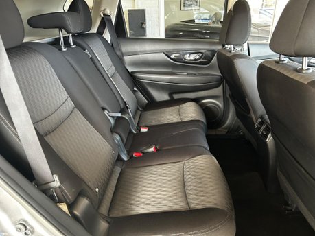 Nissan X-Trail DCI N-CONNECTA XTRONIC 18