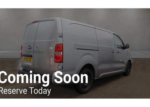 Vauxhall Vivaro 2.0 Turbo D 3100 Pro Panel Van 6dr Diesel Manual L2 H1 Euro 6 (145 ps) 3