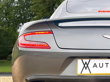 Aston Martin Vanquish V12 23