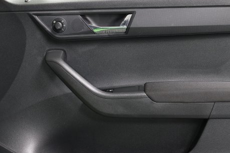 Skoda Fabia COLOUR EDITION TSI 38