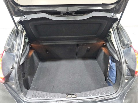 Ford Focus 1.0 Titanium 5dr 97