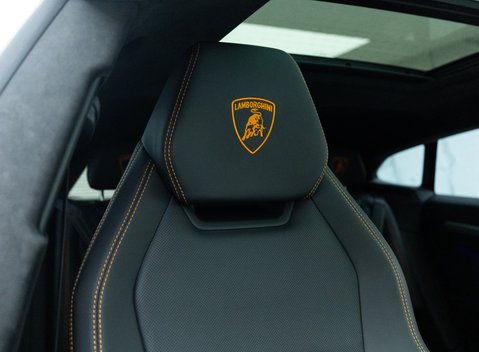 Lamborghini Urus 10