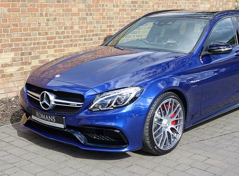 Mercedes-Benz C Class C63 S Estate 24