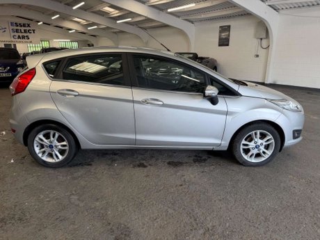 Ford Fiesta 1.0T EcoBoost Zetec Euro 6 (s/s) 5dr 7