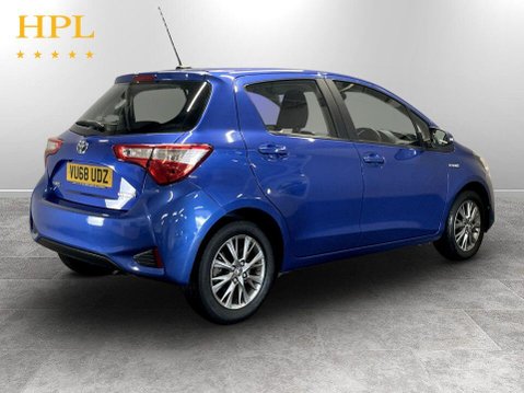 Toyota Yaris 1.5 VVT-h Icon Hatchback 5dr Petrol Hybrid E-CVT Euro 6 (s/s) (100 ps) Air 7