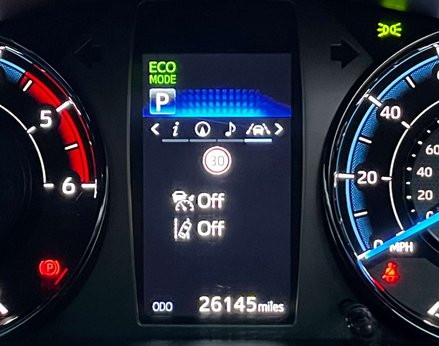 Toyota Hilux 2.8 HI-Luxury Invincible X D-4D 4WD Double Cab Auto 4WD 5dr 27