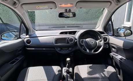 Toyota Yaris 1.3 VVT-i Icon Plus Petrol Manual - DEPOSIT TAKEN 11