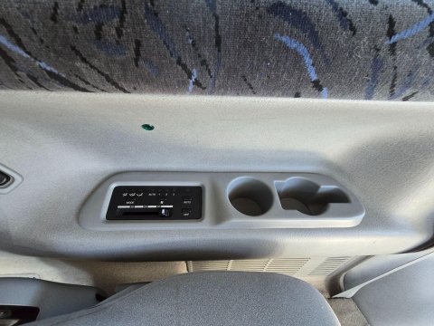 Mazda B Friendee Aero City Runner 22