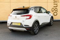 Renault Captur TECHNO E-TECH 2