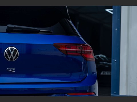 Volkswagen Golf 2.0 Golf R TSi 4Motion Semi-Auto 4WD 5dr 27