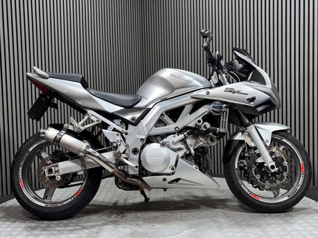 Suzuki SV1000 34k 2004 GOOD RUNNING 1000CC V TWIN PROJECT BIKE