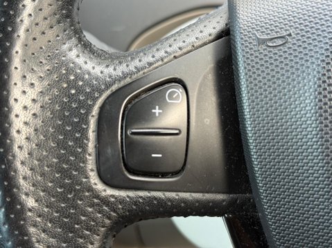 Renault Zoe 22kWh Dynamique Nav Auto 5dr (Battery Lease) 14