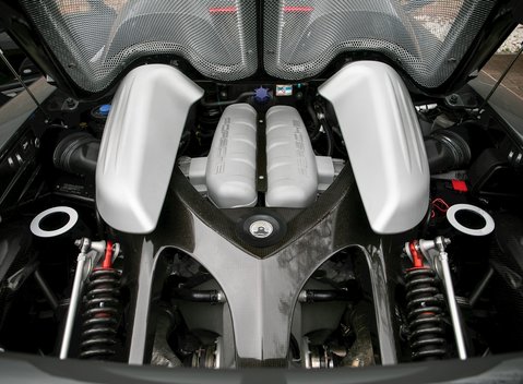 Porsche Carrera GT 27