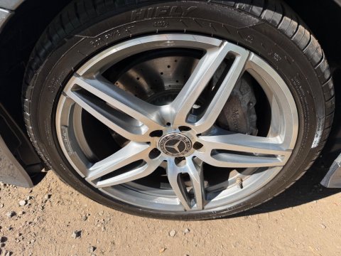 Mercedes-Benz E Class E 300 AMG LINE PREMIUM 37