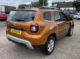 Dacia Duster 1.6 Duster Comfort SCe 4x2 5dr 9