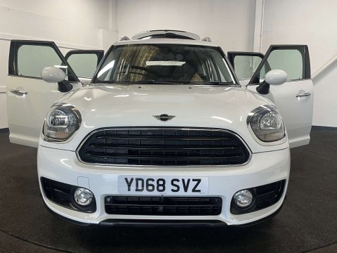 Mini Countryman 2.0 Countryman Cooper D Auto 5dr 8