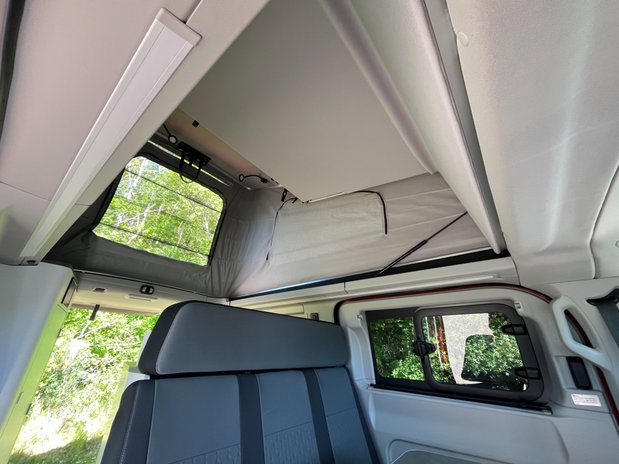 Ford Transit Custom Nugget Camper Titanium Kombi H1 2.0 150ps **PRE-REG** 32