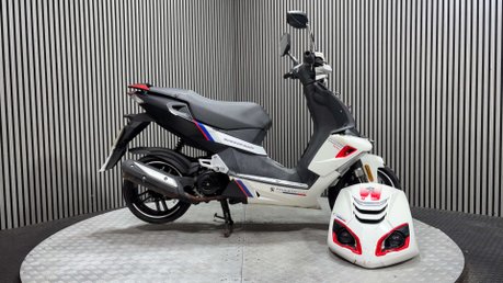 Peugeot Speedfight 50 4 Rcup 2021 4T 50CC LEARNER PROJECT SCOOTER BIKE 1