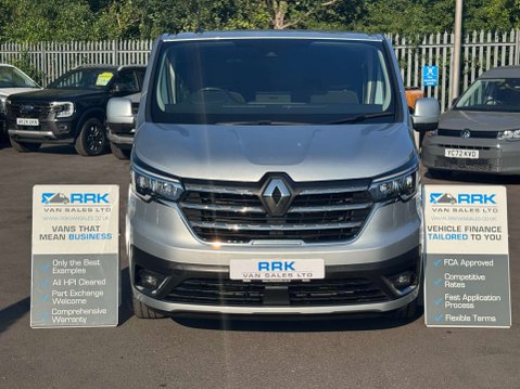 Renault Trafic 2.0 dCi Blue LL30 Sport Crew Van Double Cab 6dr Diesel Manual L2 H1 Euro 6 9