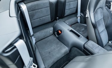 Porsche 911 Carrera GTS CABRIOLET (991.2) 17