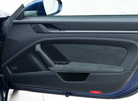 Porsche 911 Carrera GTS (992) 19