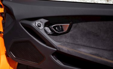 Lamborghini Huracan LP610-4 19