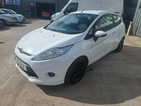 Ford Fiesta ZETEC S 4