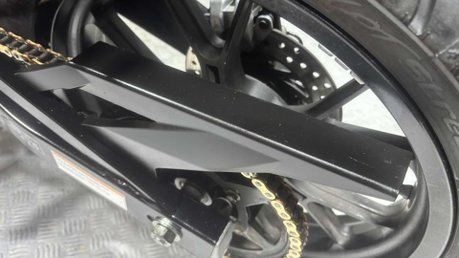 Aprilia Tuono 2025 25 PLATE 15BHP E5 SPORTS BIKE LEARNER ONLY 3K 20