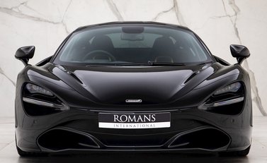 McLaren 720S Performance 4