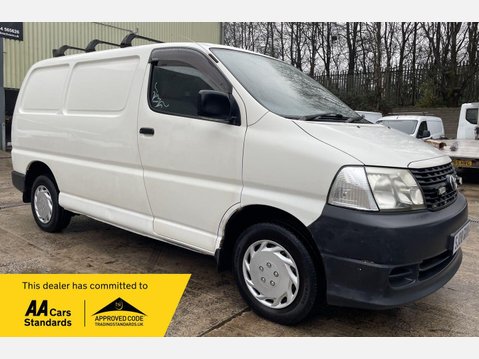 Toyota Hiace 2.5 280 D-4D Panel Van 4dr Diesel Manual RWD L1 H1 (221 g/km, 117 bhp) 1