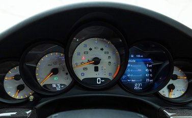 Porsche 911 GT2 RS (991) 15