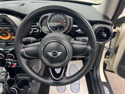 Mini Hatch 1.5 Cooper Auto Euro 6 (s/s) 3dr 20