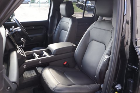 Land Rover Defender 110 2026 D350 HARD TOP X-DYNAMIC HSE  GENUINE REAR SEATS FITTED  21