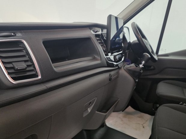 Ford Transit TRANSIT 350 L3 DIESEL FWD 2.0 Eco Blue 130ps H2 Trend Double Cab Van 13