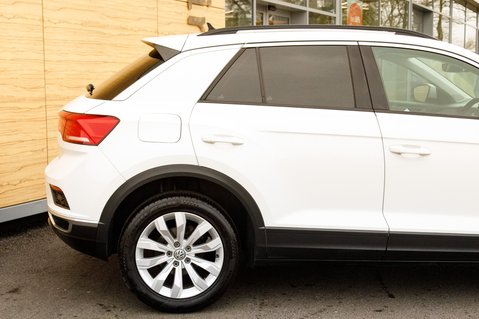 Volkswagen T-Roc SE TSI 7